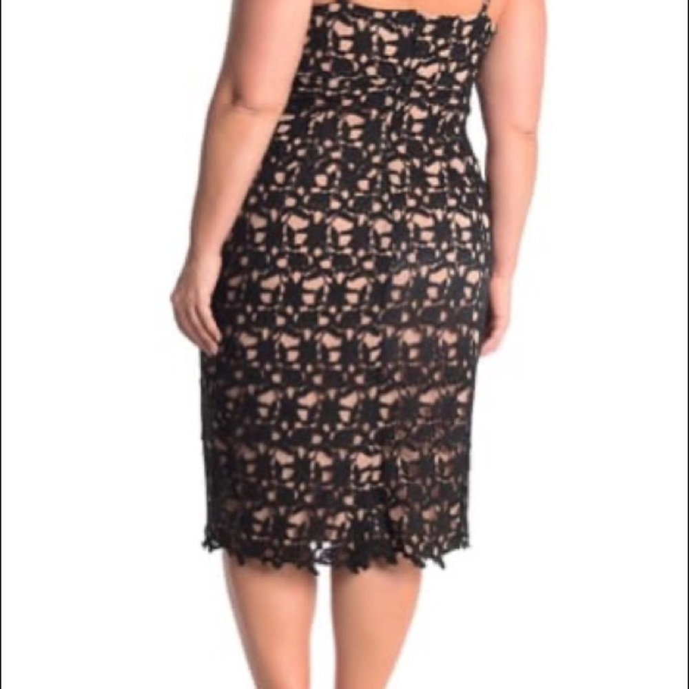 New City Chic Illustrious Black Crochet Lace Dress Size 18 - Picture 2 of 2